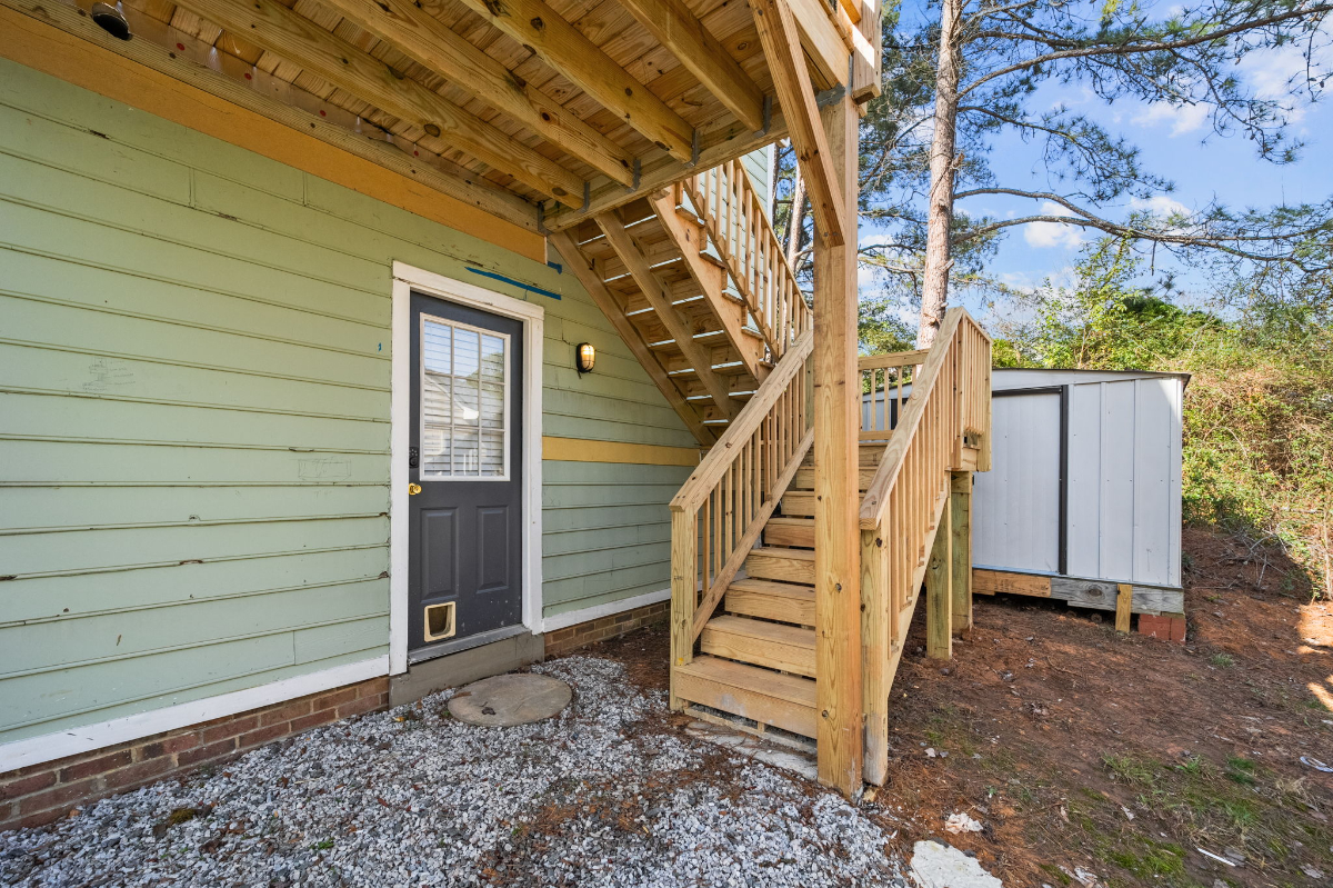 Welcome Home to a Beautiful Studio Located Near... - Photo 11