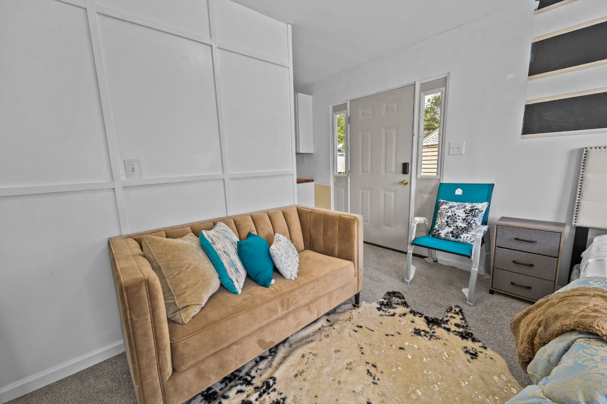 Welcome Home to a Beautiful Studio Located Near... - Photo 6