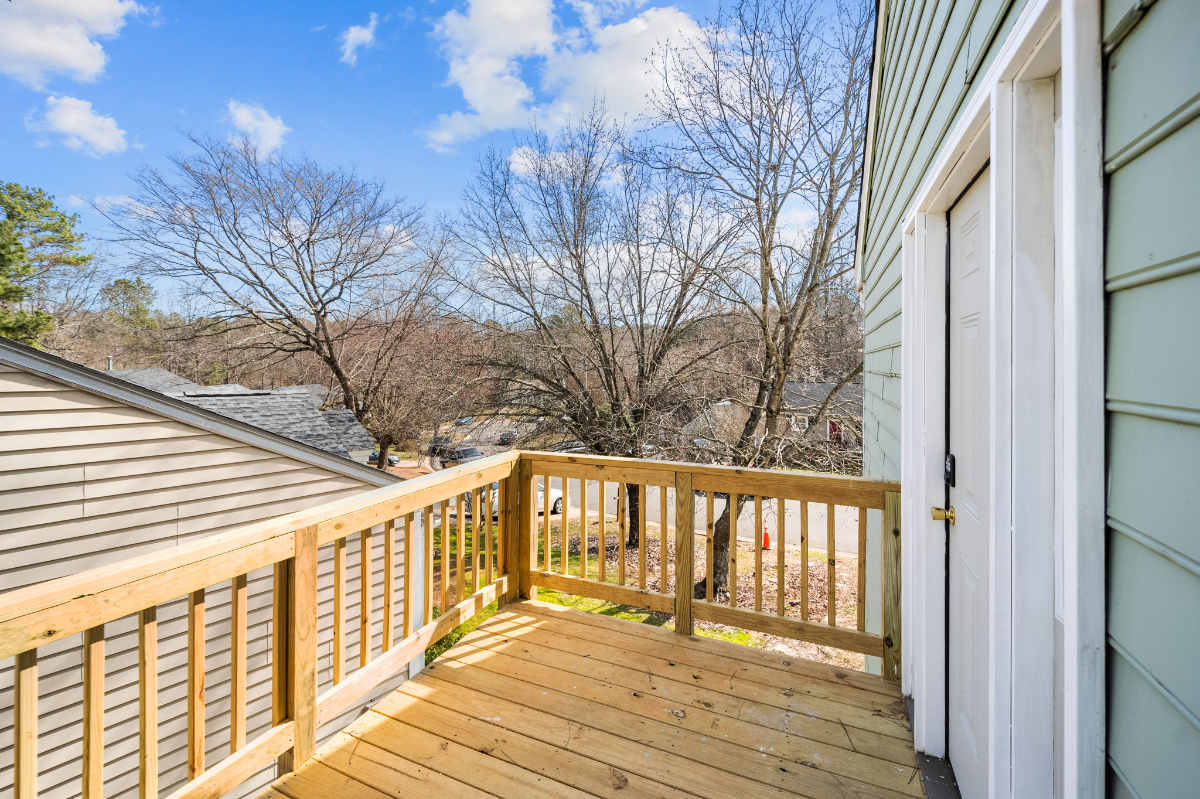 Welcome Home to a Beautiful Studio Located Near... - Photo 12