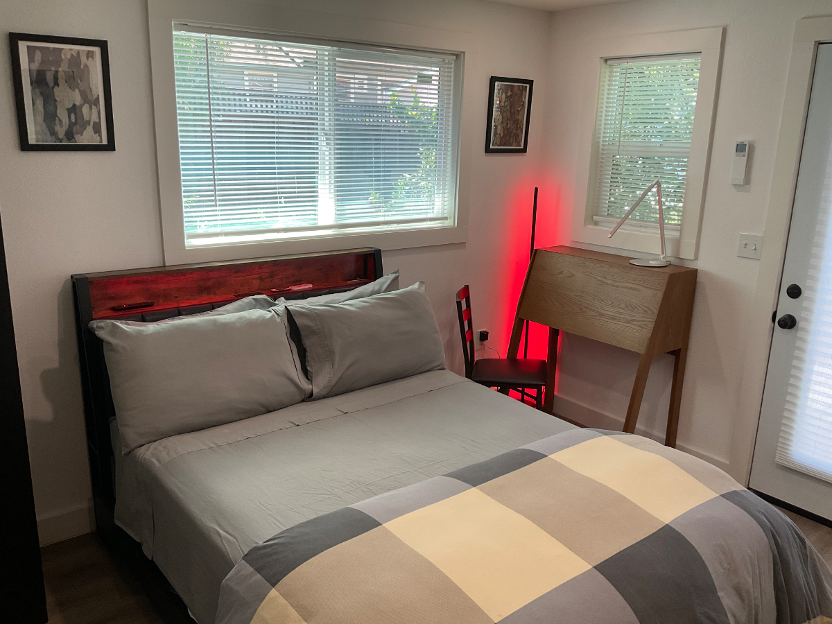 Private Garden Studio, In-Unit Laundry, Near Ferry & Kaiser - Photo 5