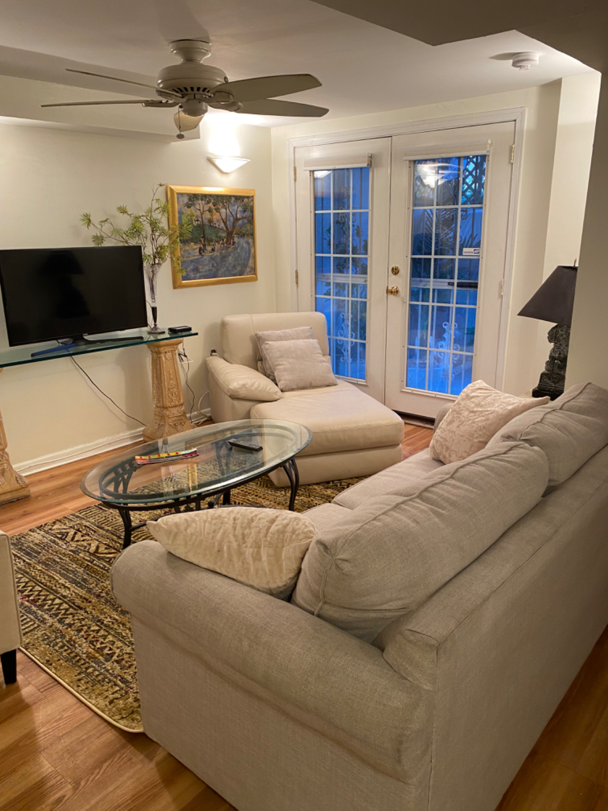 Beautiful one bedroom, in upscale neighborhood. - Photo 5