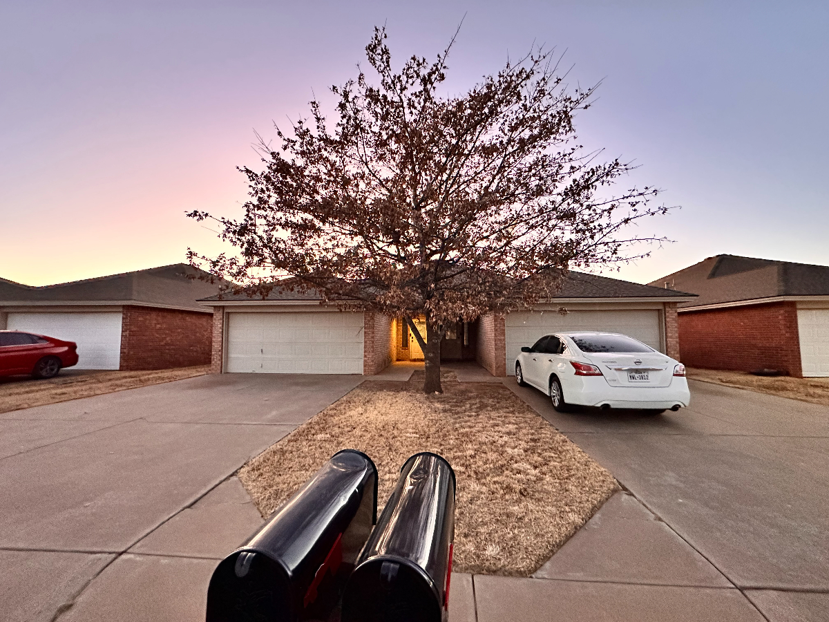 3BEDS/3BATHS BIG BACKYARD ALL INCLUDED -LOCATION 608-617 N Elkhart avenue - Photo 9