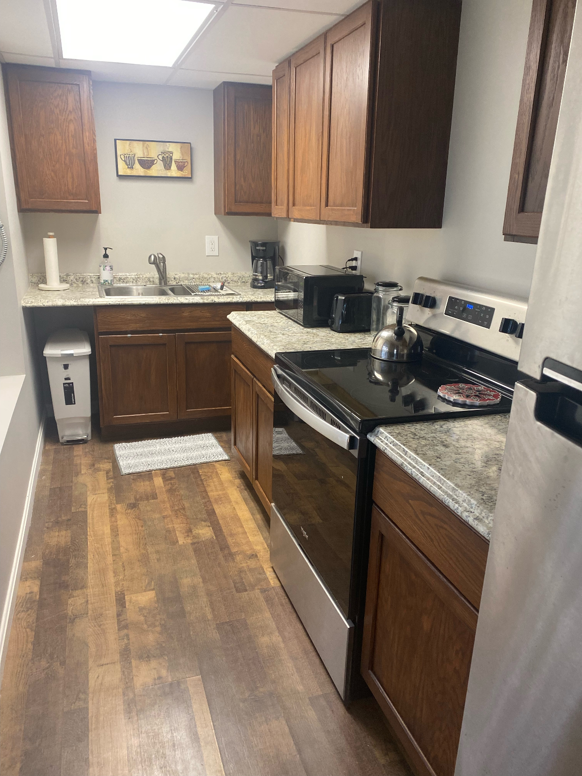 Large Studio with Quiet Country Living - Photo 8