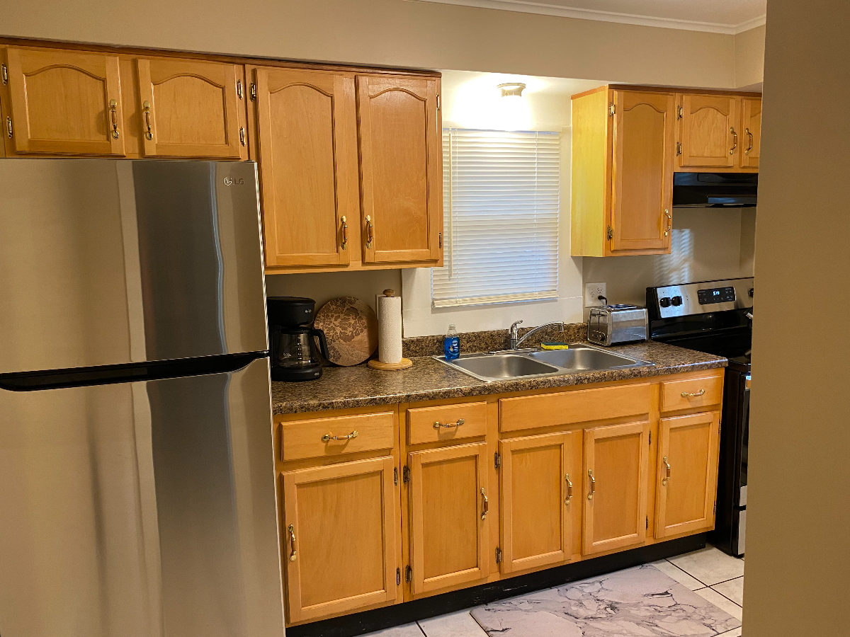 Perfect home for Single Traveler in Rochester - Photo 4