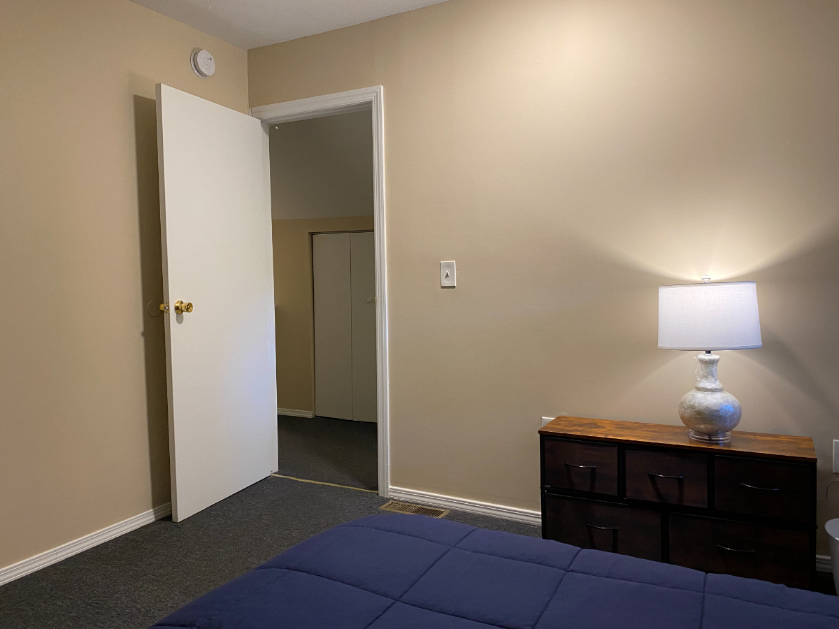 Perfect home for Single Traveler in Rochester - Photo 6