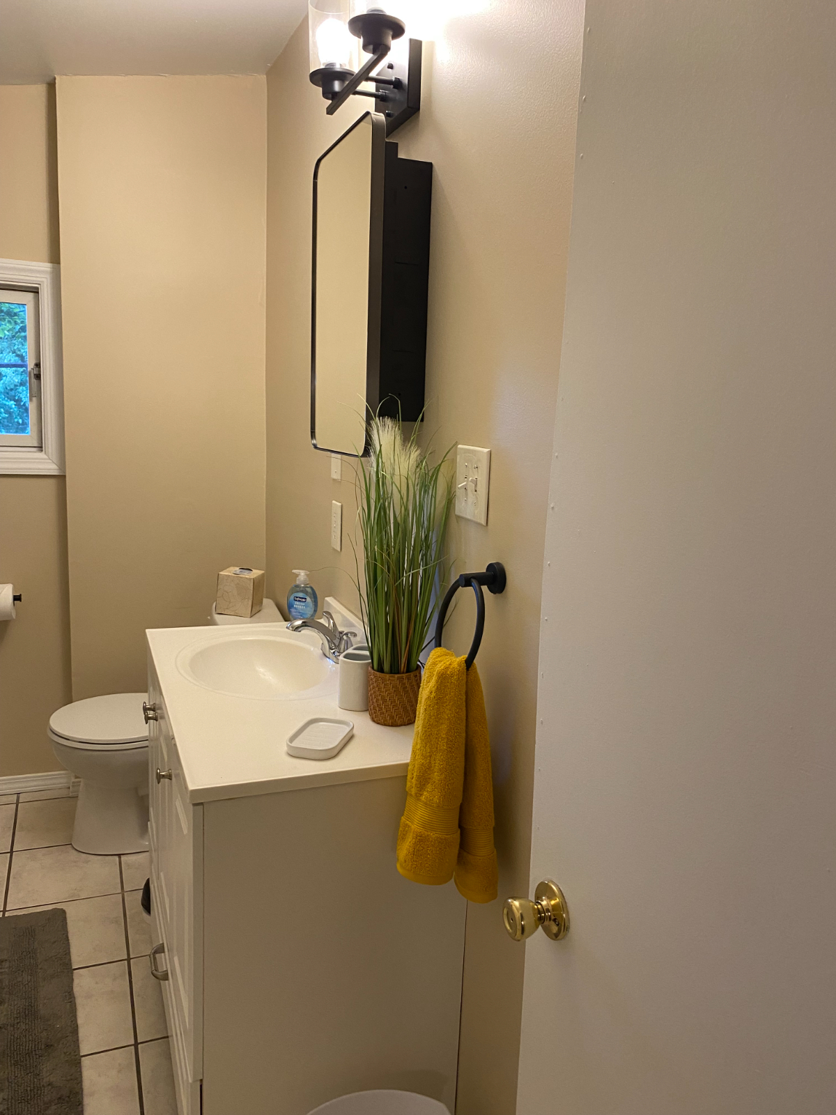 Perfect home for Single Traveler in Rochester - Photo 10