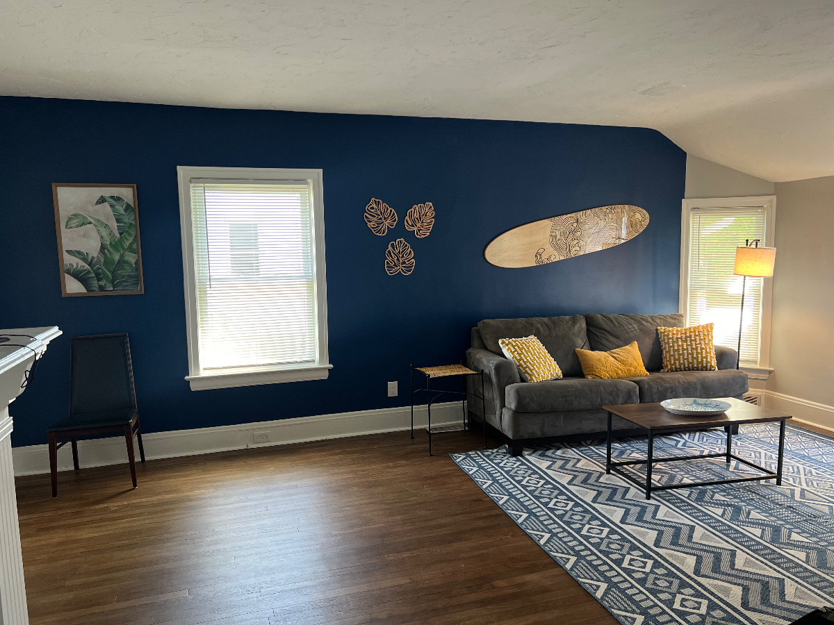Lakefront 3 Bedroom Bungalow - Photo 11