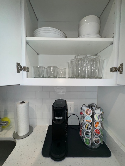 Sunny NW DC 2-Level Condo - Photo 4