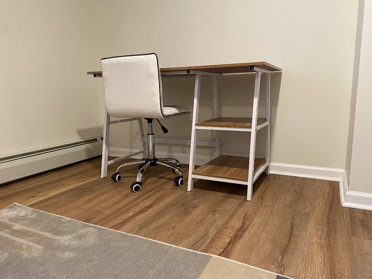 Spacious One-Bedroom Apartment - Photo 3