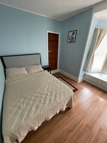 Fully Furnished Room with other nurses - Photo 4
