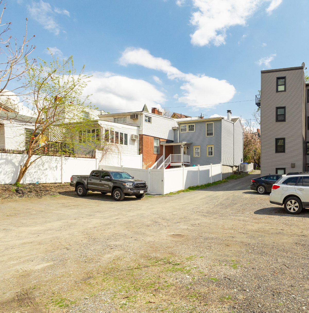 The Cozy Nest Studio in the Heart of it All - Union Street Historical District - Poughkeepsie - Photo 3