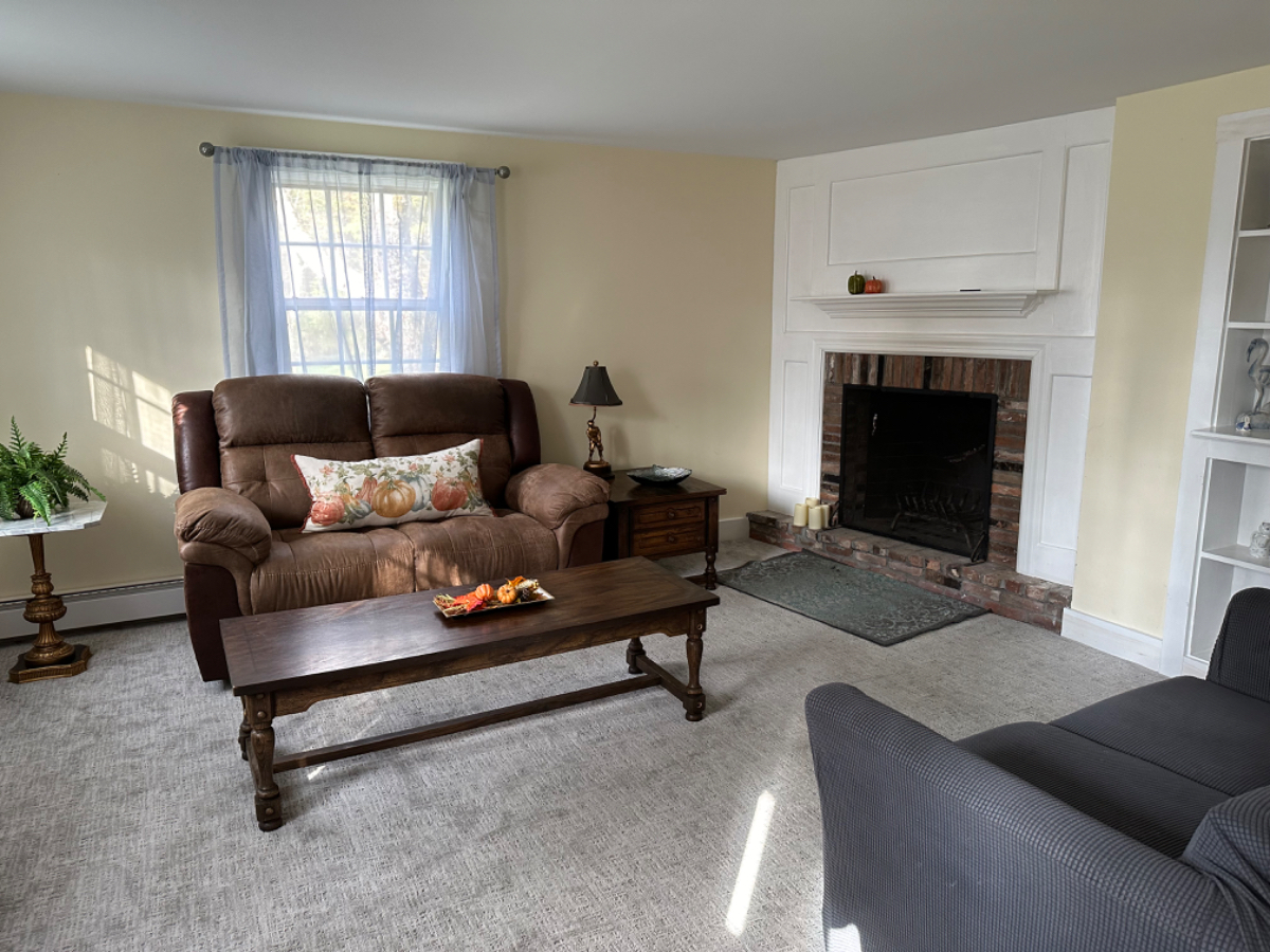 MT Holly Ski and Lake Getaway & Carriage House - Photo 10