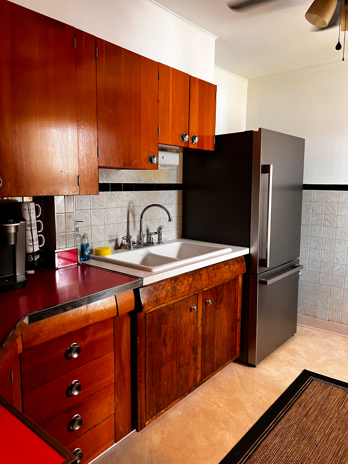 1 Bedroom Efficiency Apartment - Photo 3