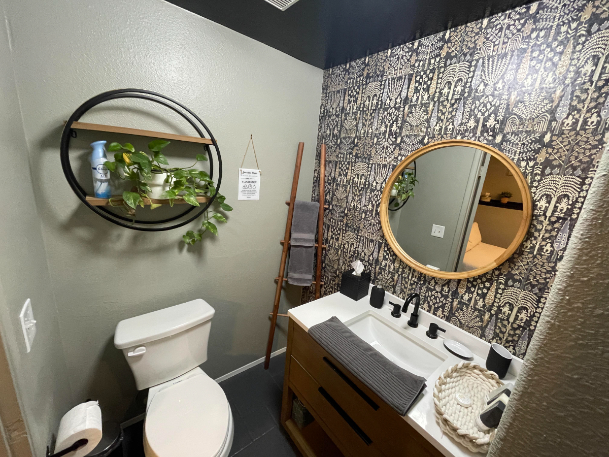Cozy Private Suite in Mission Valley with Parking/Pool/Jacuzzi - Photo 6