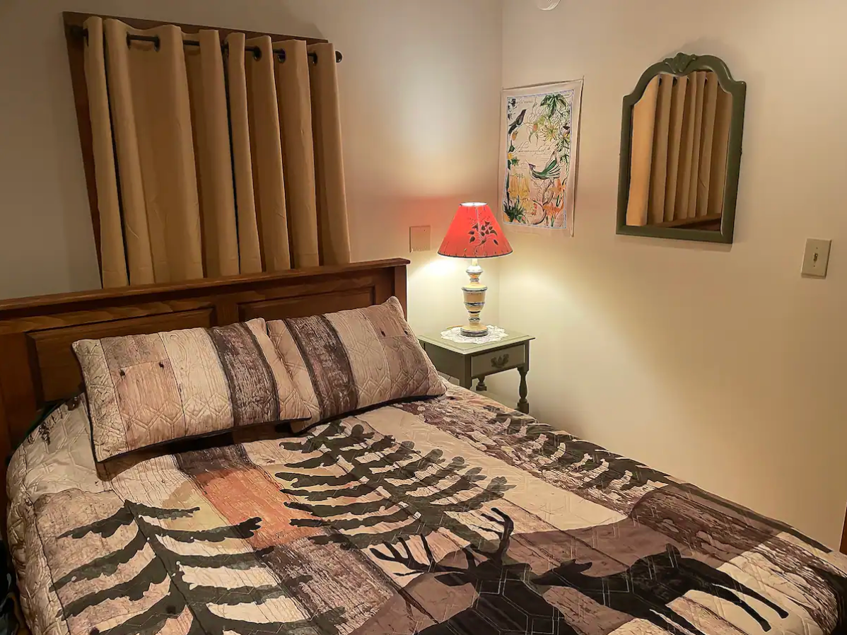 1-Bedroom Cottage - Photo 4