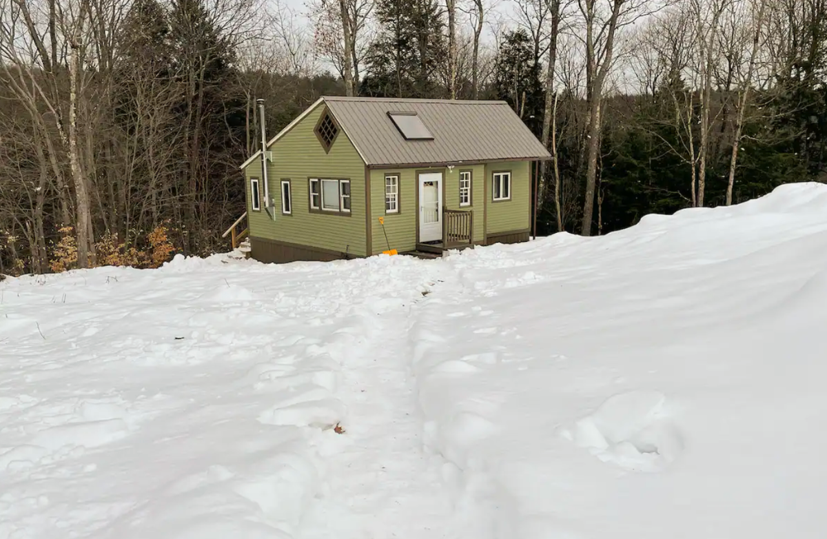 1-Bedroom Cottage - Photo 3