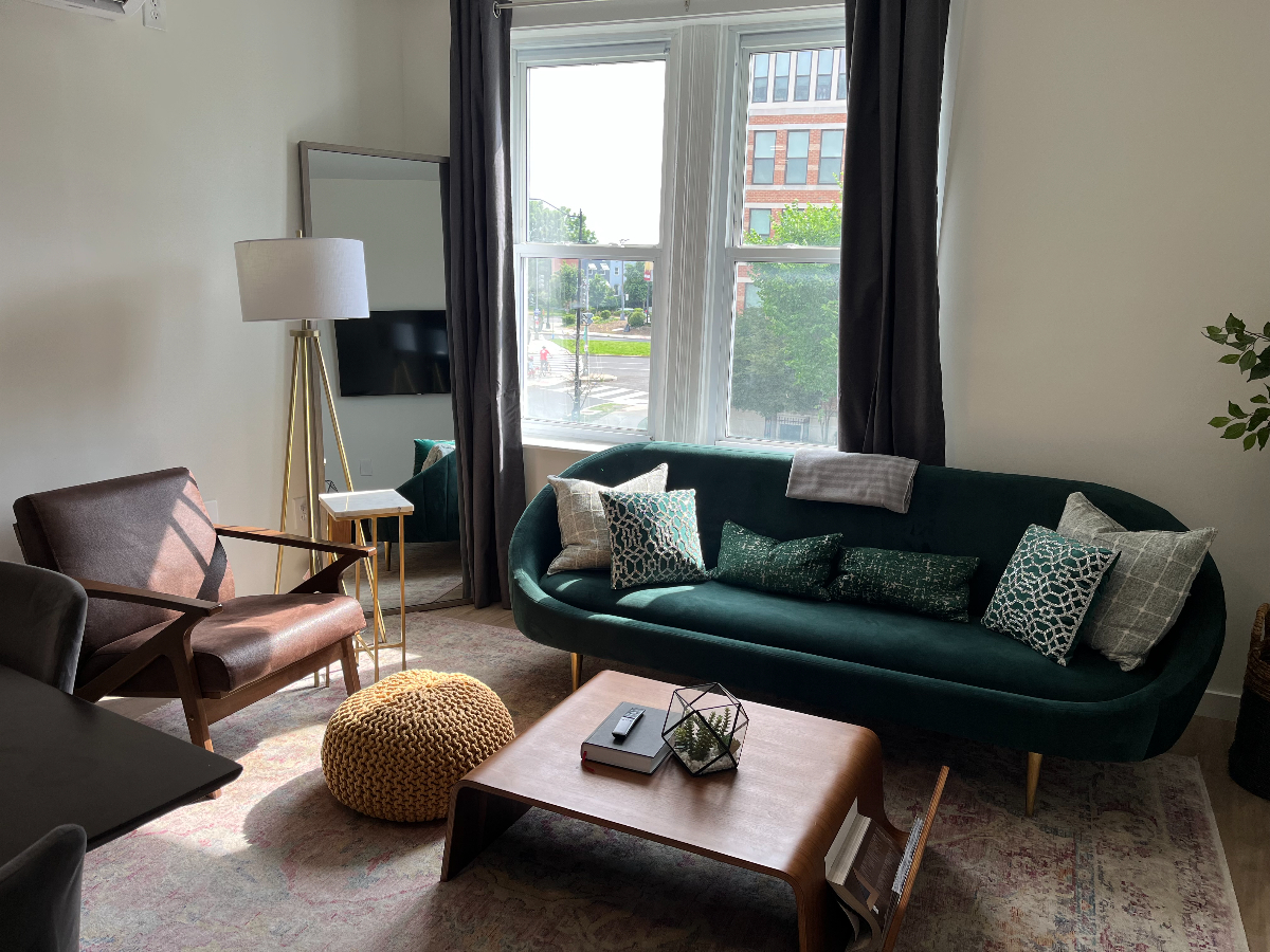 Capitol Hill 4 Bedroom Apartment - Photo 3