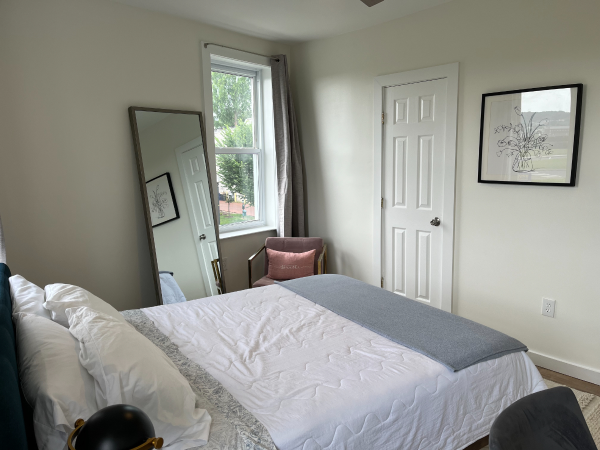 Capitol Hill 4 Bedroom Apartment - Photo 4