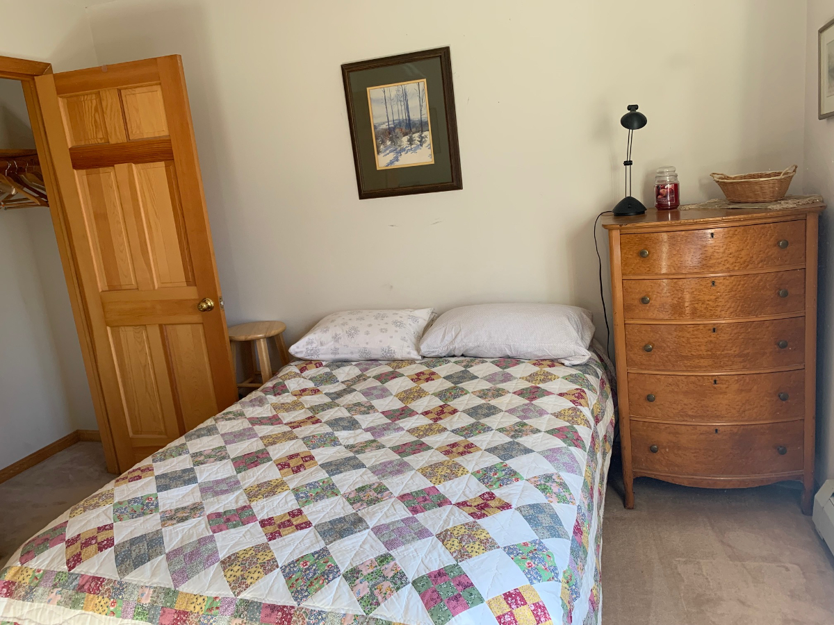 North Clarendon, Vermont Room for Rent - Photo 7