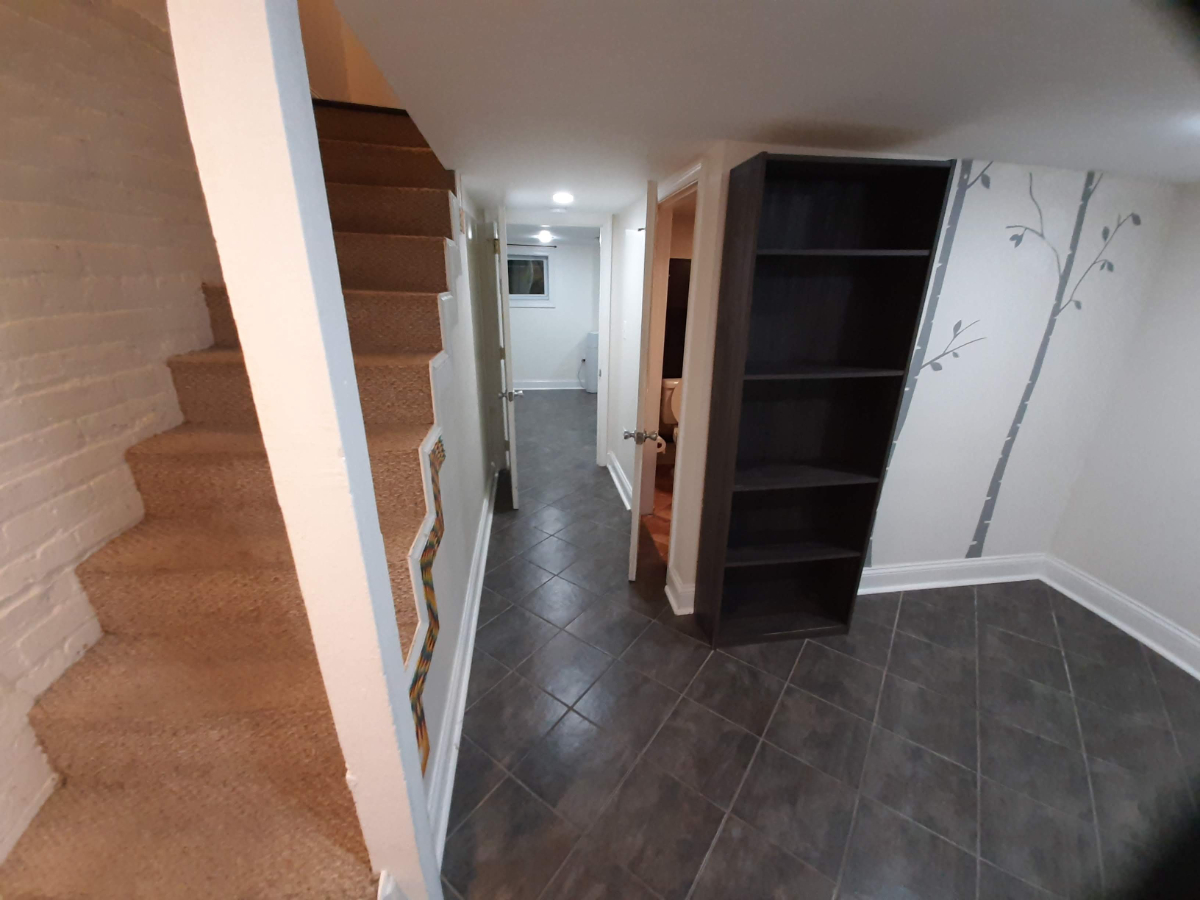 Primary EnSuite with Private Jetted Bath Utilities Included, Monthly Columbia Heights  U Street - Photo 8