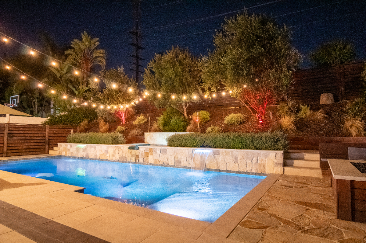 Clean Modern and Spacious, Yorba Linda Retreat perfect for families and professionals - Photo 2