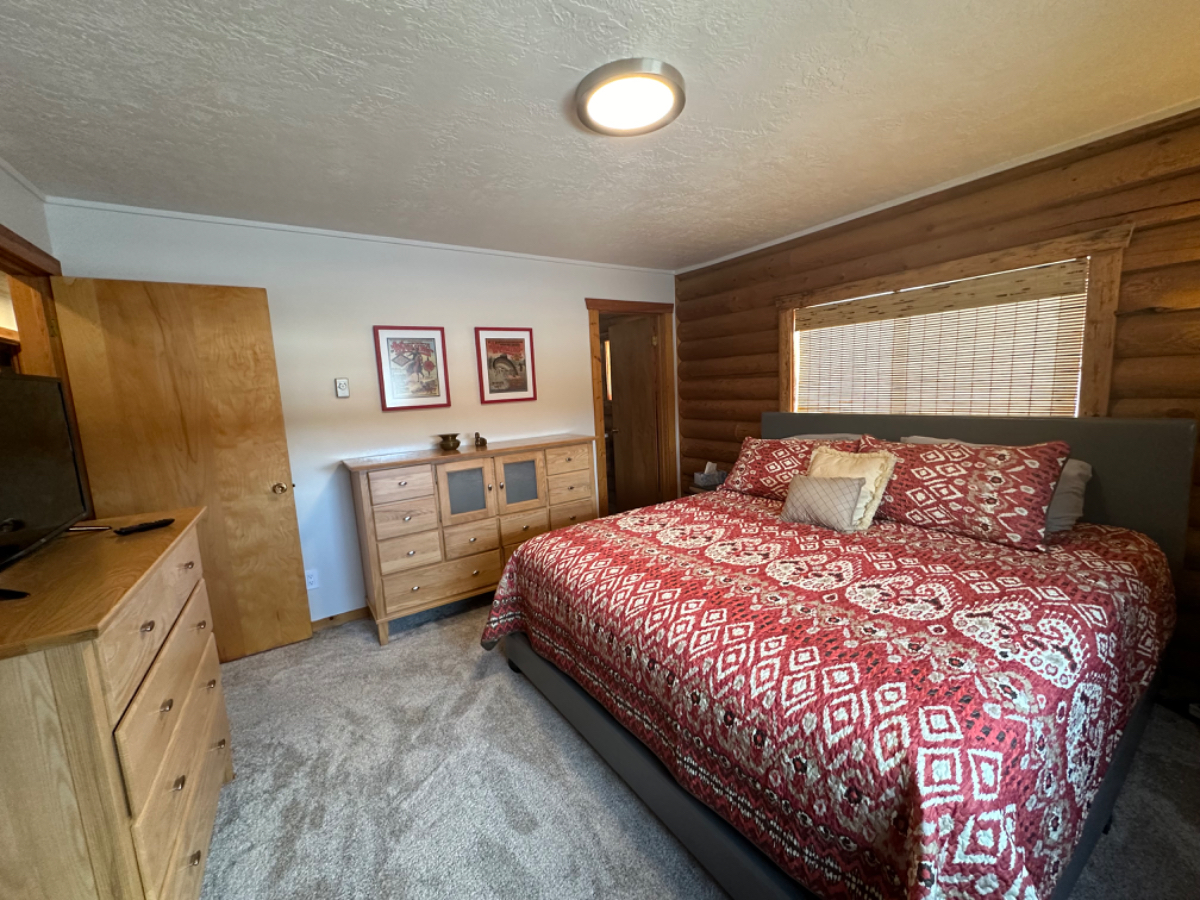 Quiet Home, Beautiful Teton Views - Photo 2