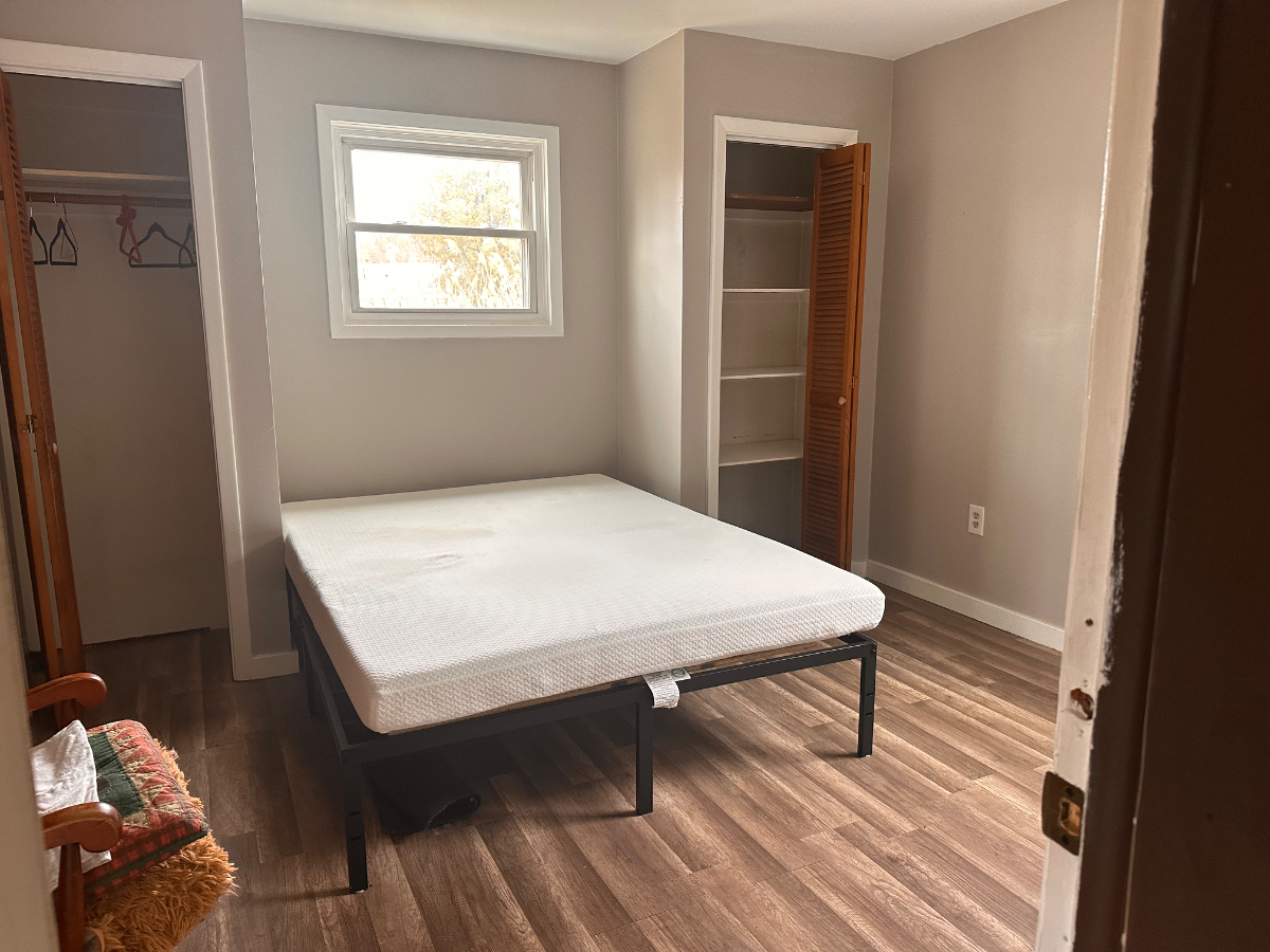 ROOM TO RENT IN POST AND BEAM HOME - Photo 9