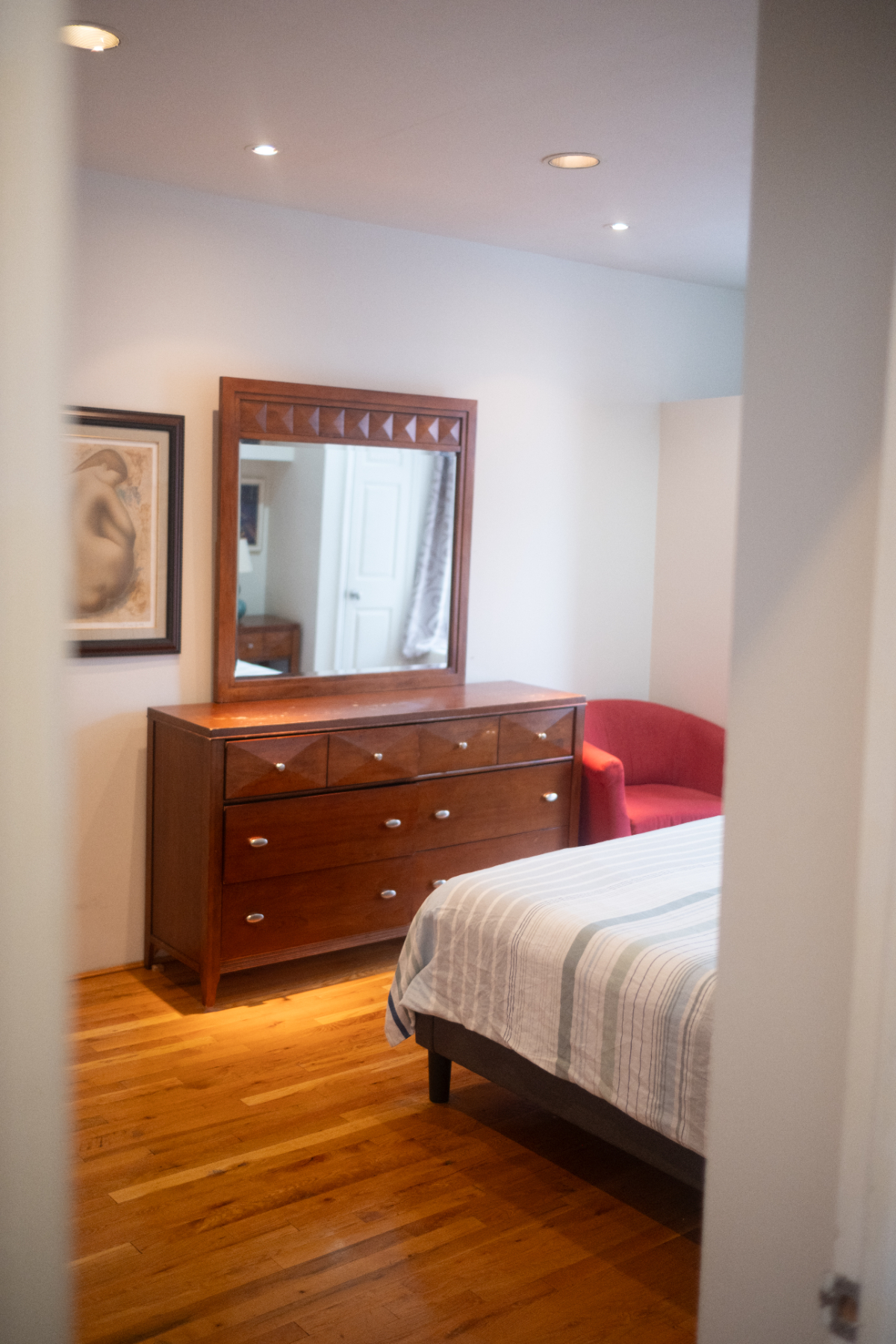 Stunning 2 Bedroom Apartment in Brooklyn - Comfortable Living, Modern Amenities, and a Great Neighbo - Photo 10