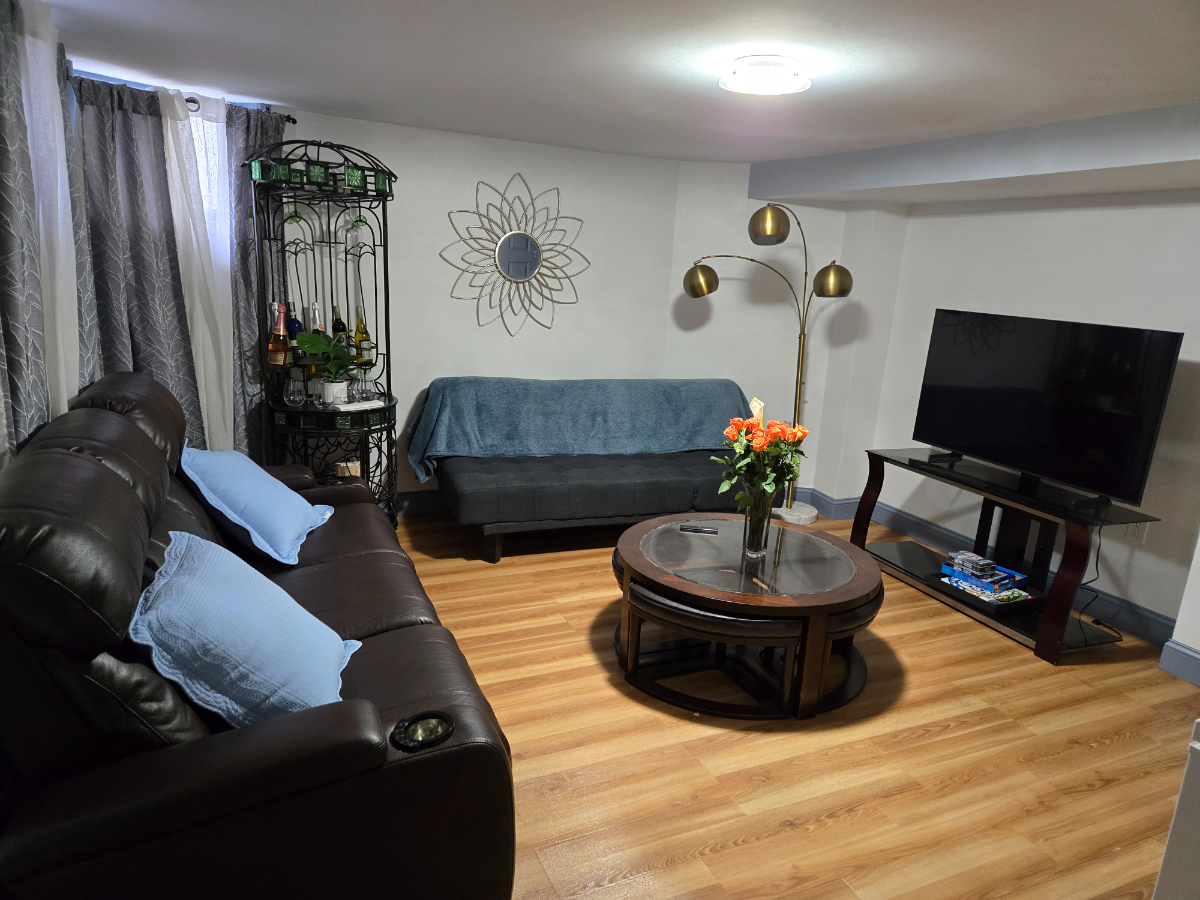 Charming One bedroom House in Mount Vernon - Comfortable Living, Outdoor Oasis, and Convenient Locat - Photo 1