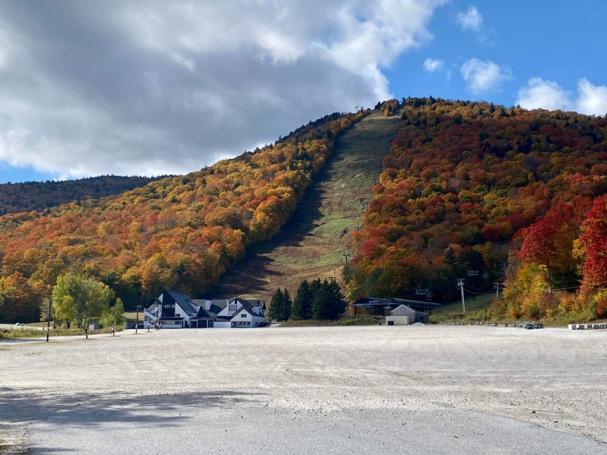 2 Bedroom 2 bath Sunrise Village Killington mountainside condo with resort amenities - Photo 11