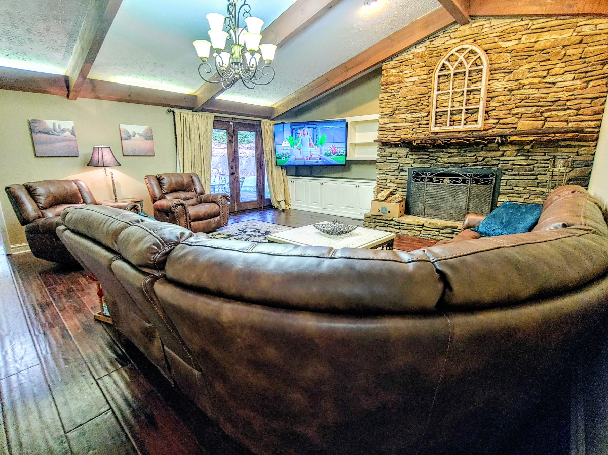Mountain Dream Home with a view - Photo 9
