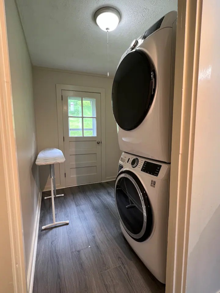 Private 3 Bedroom Home in Delhi, NY - Photo 3