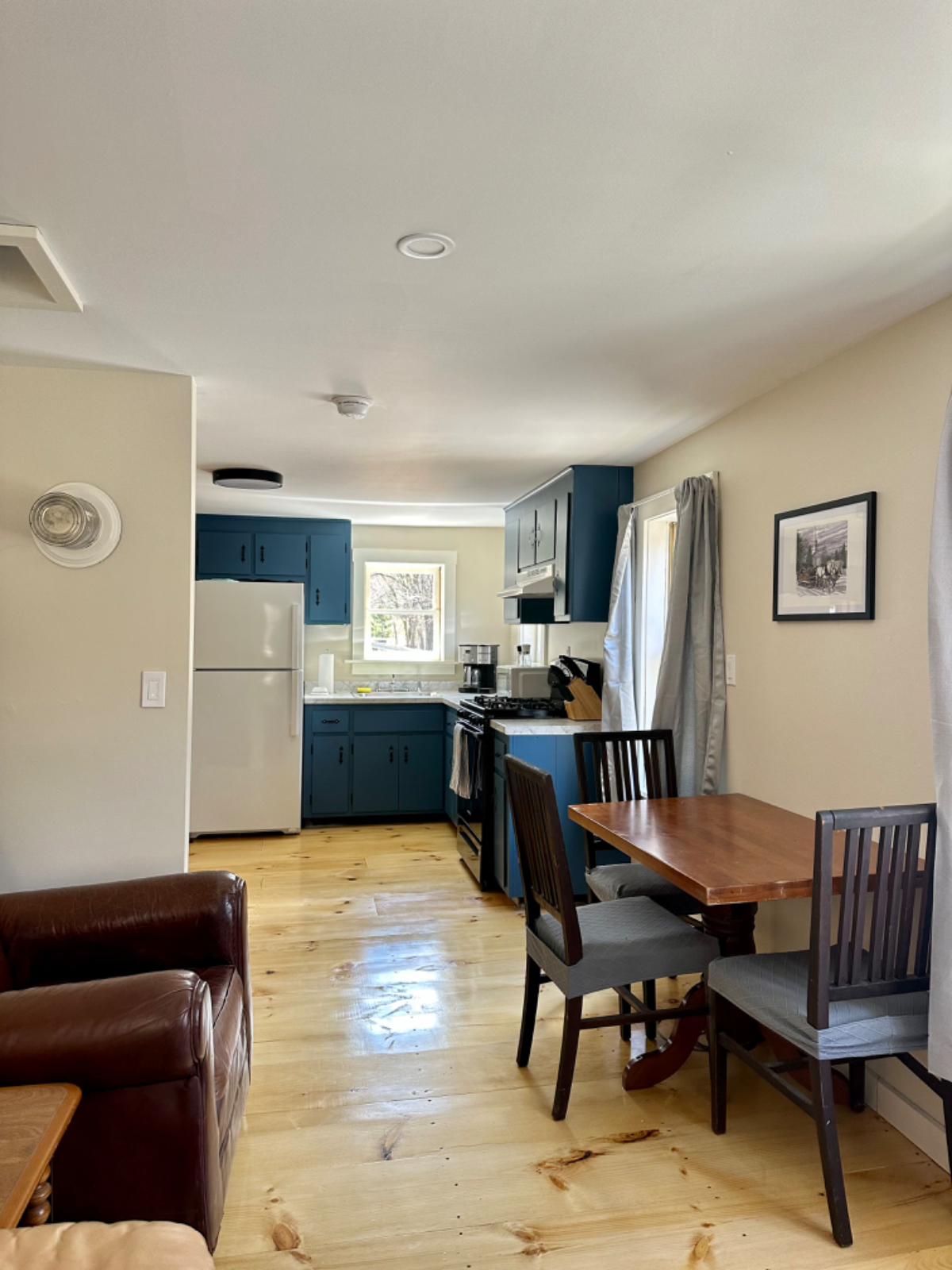 Old Lincoln farmhouse - Photo 4
