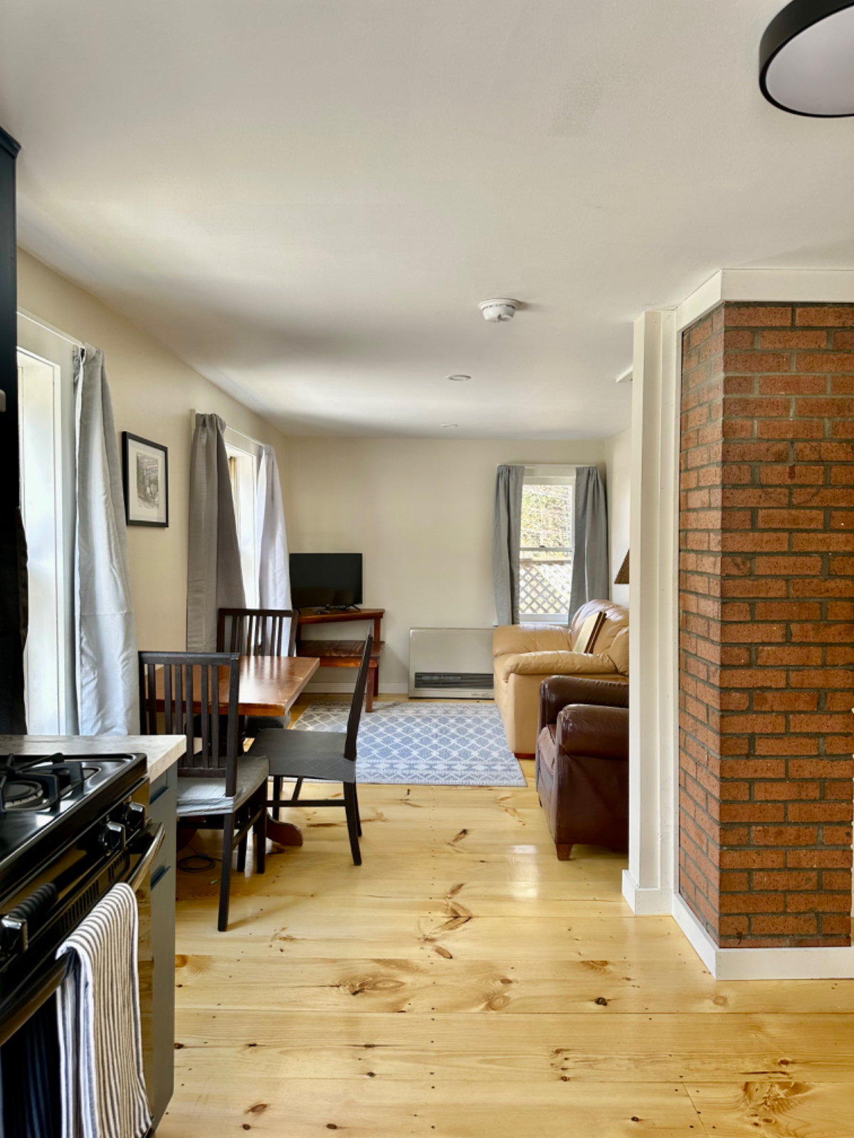Old Lincoln farmhouse - Photo 6