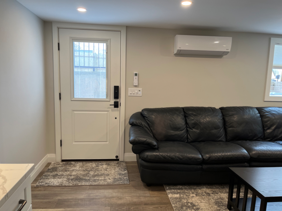Your Comfortable Home Away From Home - Photo 3