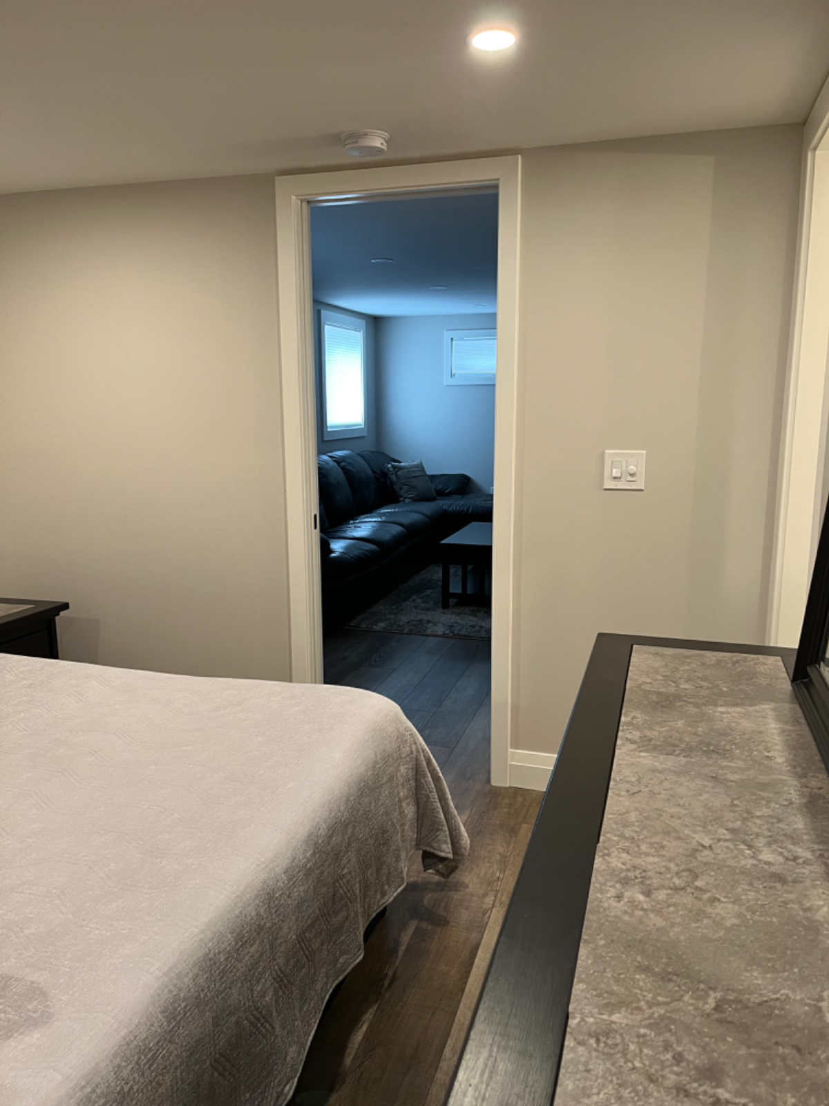 Your Comfortable Home Away From Home - Photo 11