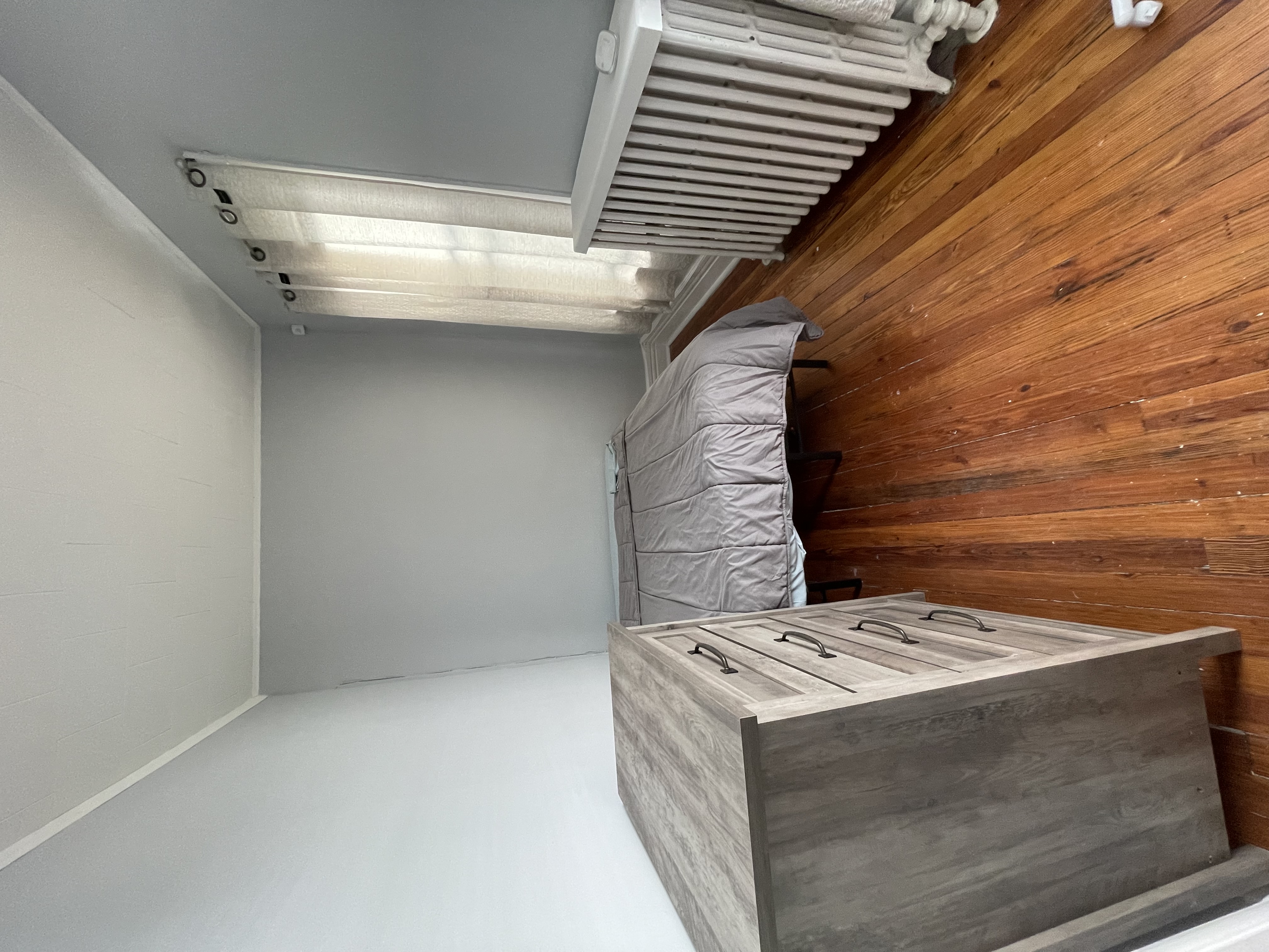 Room in Albany - Photo 1