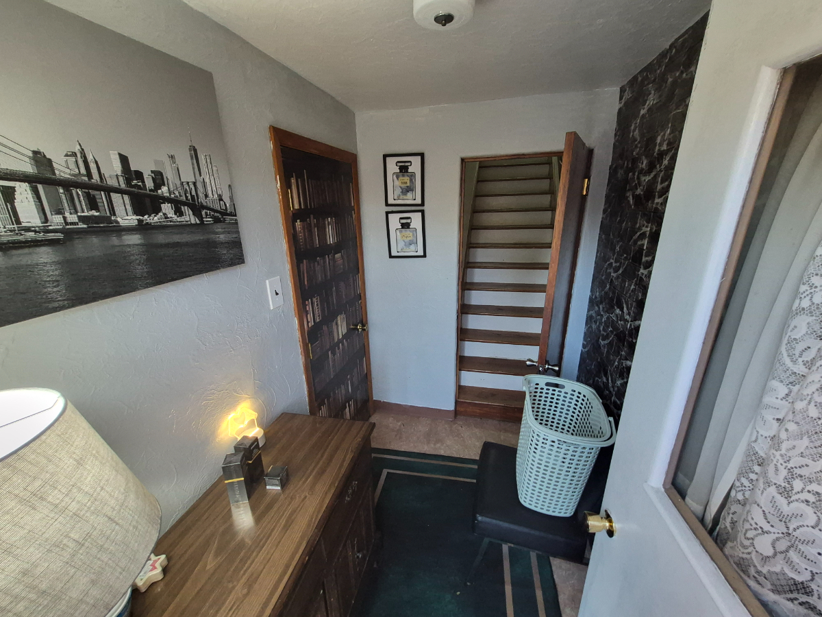 Ultra modern efficiency apartment CLOSE to all local hospitals - Photo 10