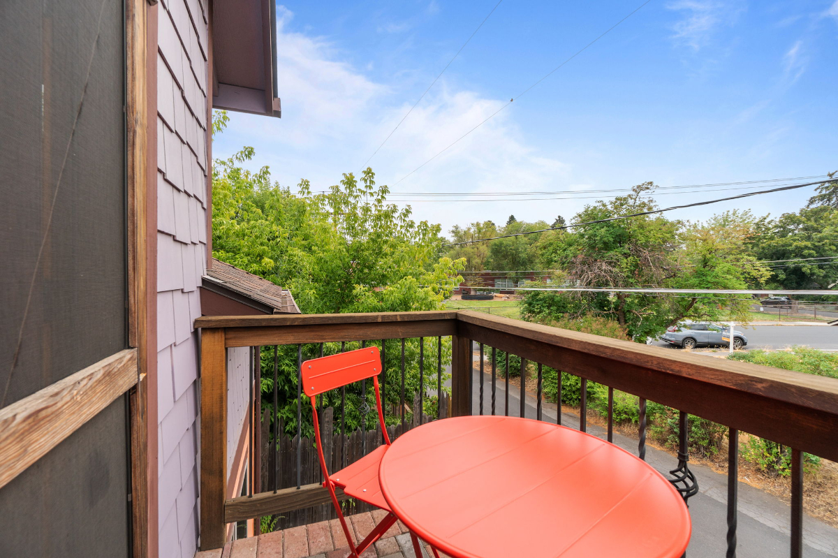 CasaCalma Bend - great location, hidden gem - Photo 4