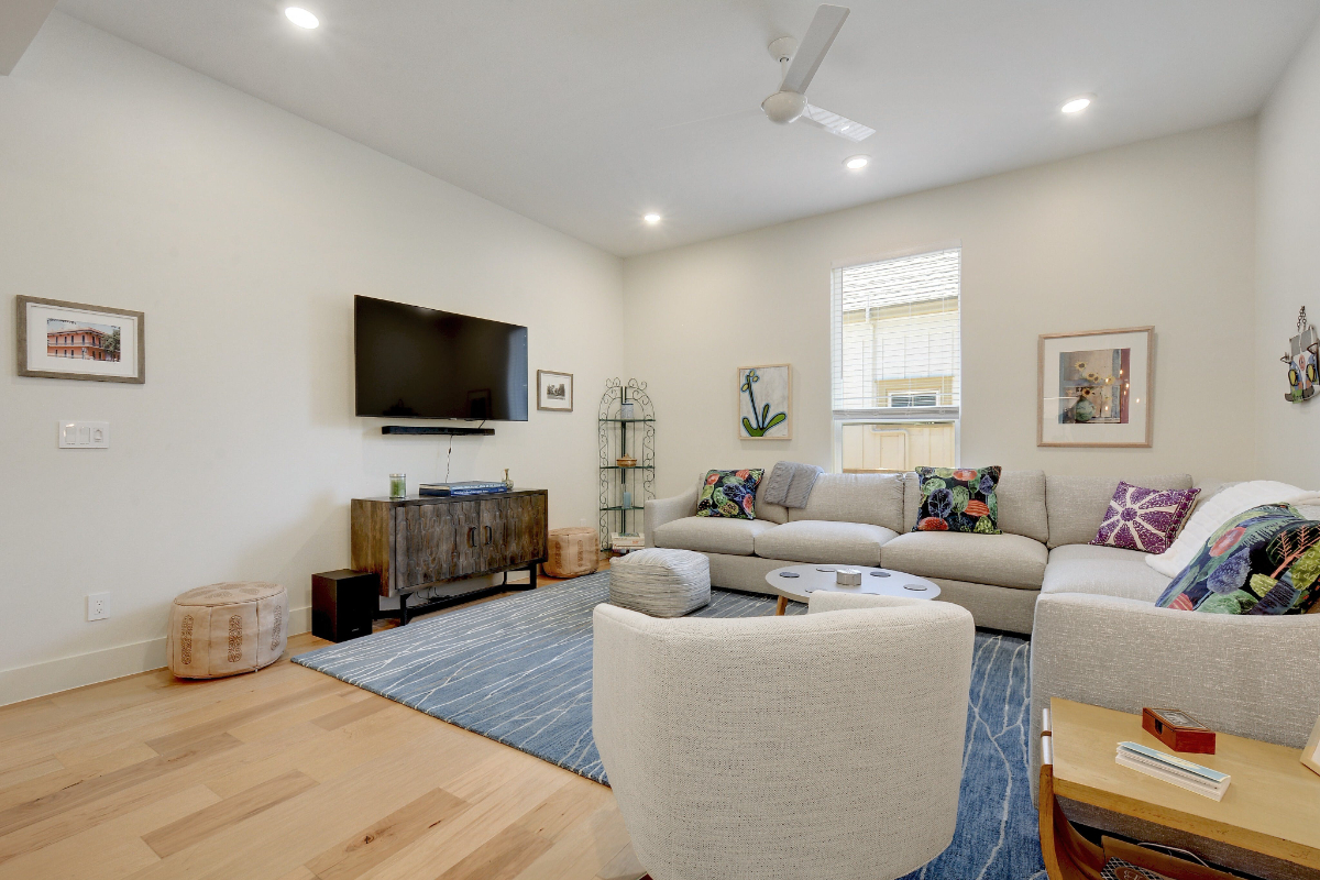 3 bedroom recently rehabbed home in East Austin in great neighborhood - Photo 3