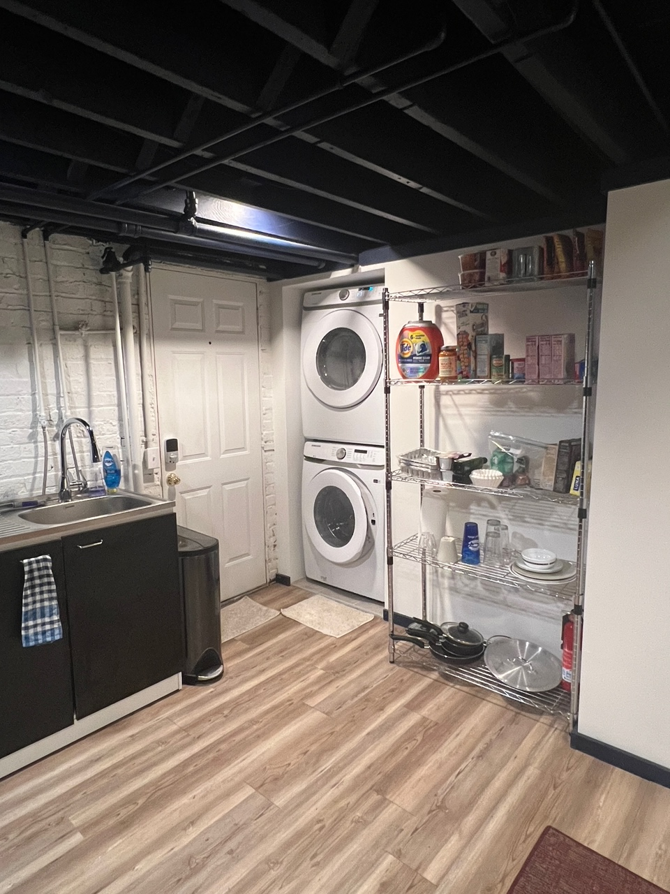 Basement Apartment in Washington DC Near Hospitals - Photo 6