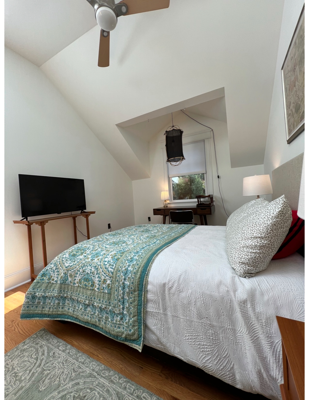 Bedroom 1 - Lighthouse - Photo 3