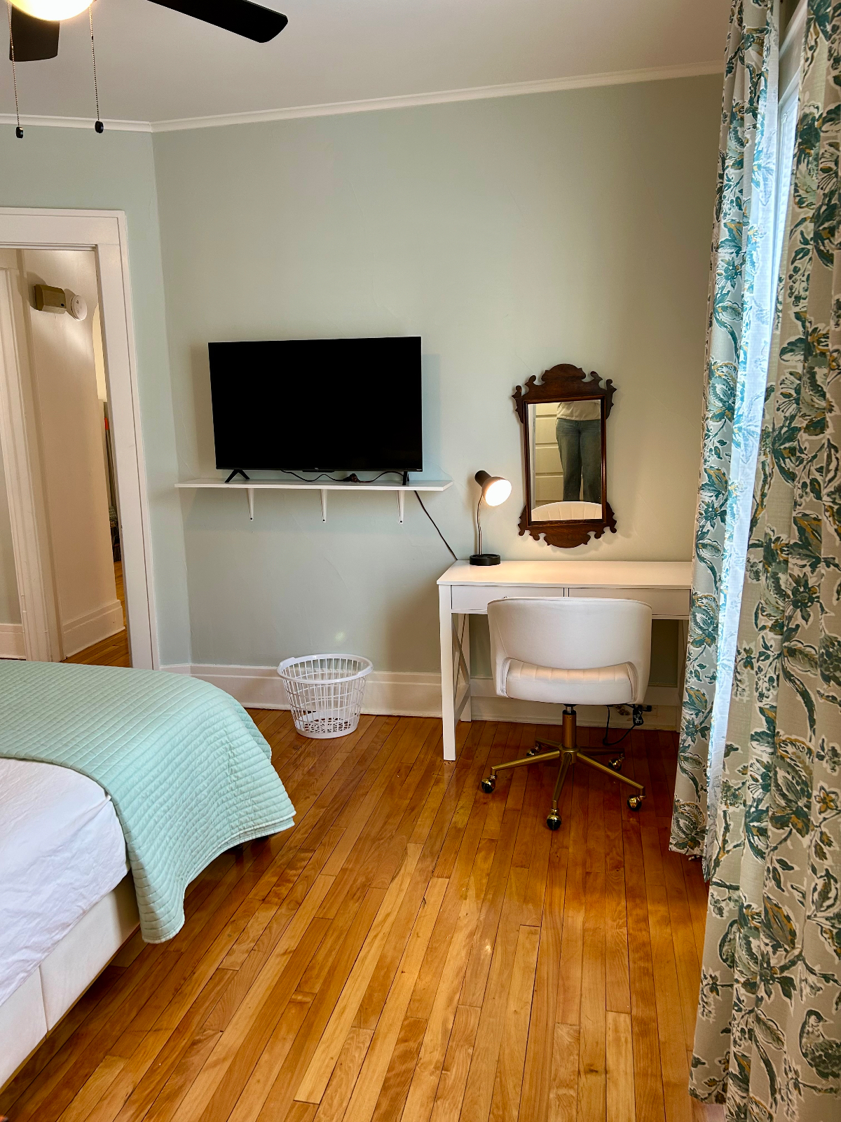 Welcome Home - Spacious 2-Bedroom Apartment in Syracuse with All Amenities, and Convenient Location - Photo 11