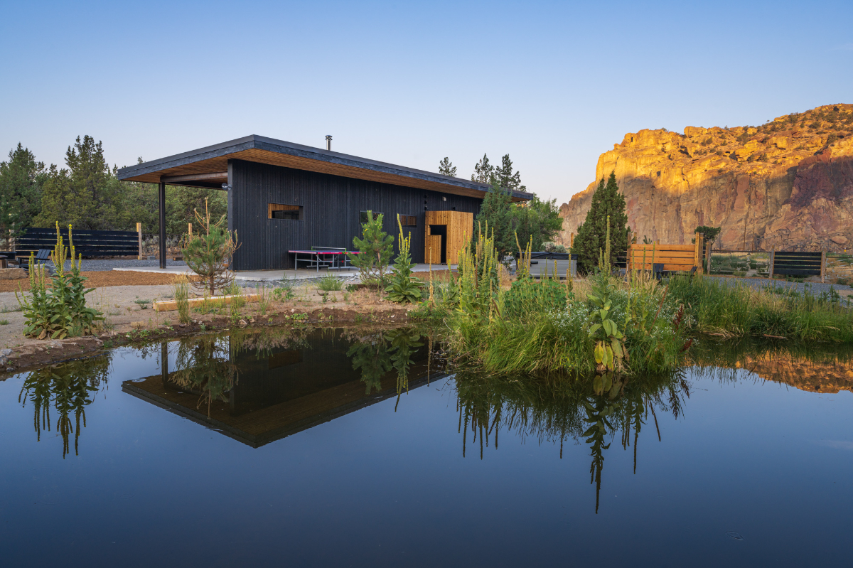 Modern Home w/ Hot Tub Steps to Smith Rock - Photo 1