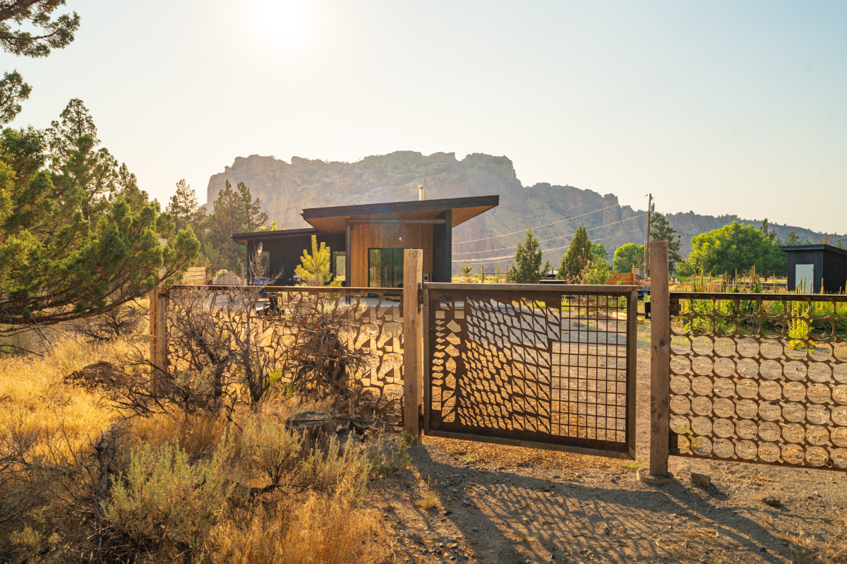 Modern Home w/ Hot Tub Steps to Smith Rock - Photo 4