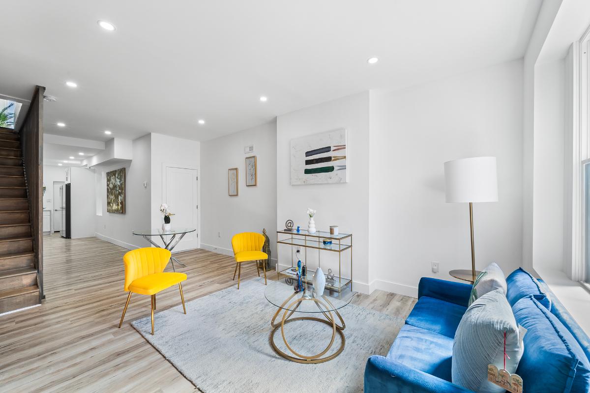 Point Breeze Modern Home - Photo 2