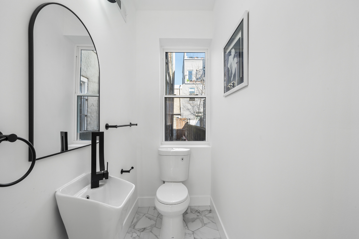 Point Breeze Modern Home - Photo 5