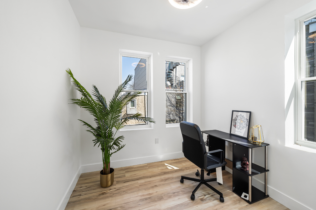 Point Breeze Modern Home - Photo 6