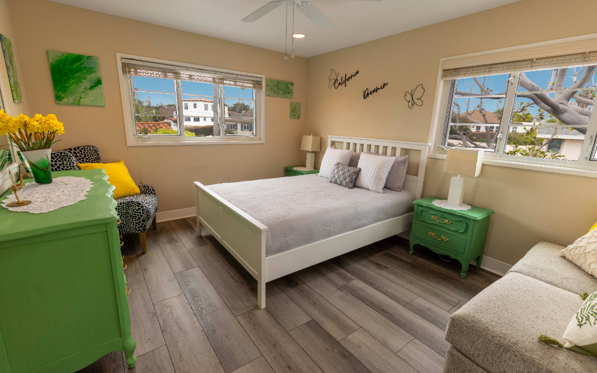 Colorful 2B Home with Private Deck in Point Loma by Liberty Station - Photo 1