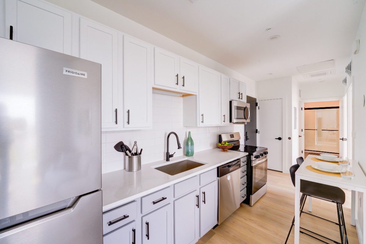 Furnished Room in Shared 3 Bed 2 Bath